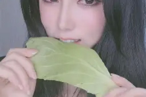 人设崩塌！白冰公益装大方背地里偷逃税款藏猫腻